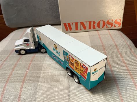 Winross model trucks. Things To Know About Winross model trucks. 